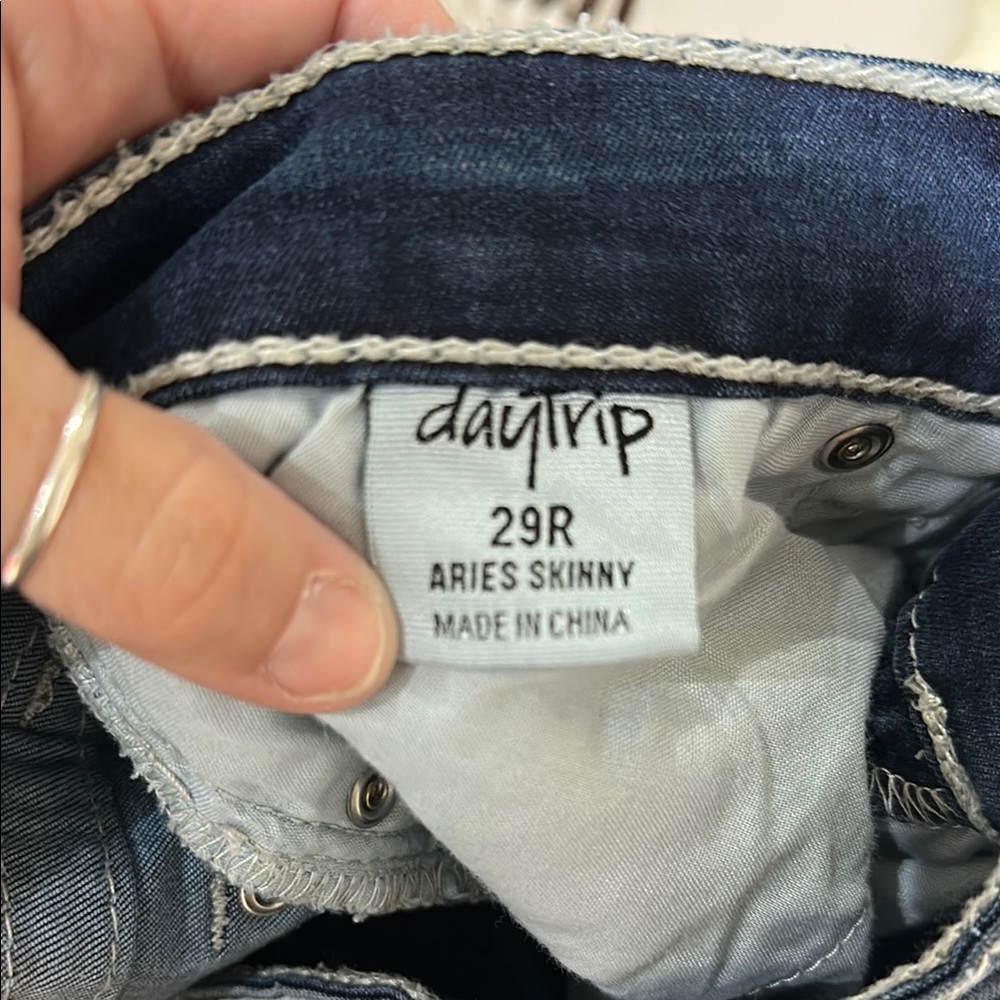 Daytrip Blue Skinny Jeans Classic Fit - Picture 6 of 8